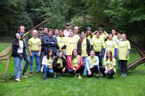 Die Freiwilligen des Jahrgangs 2019/20 der Jugendbauhütte Rheinland