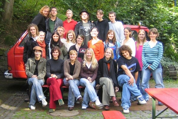 Die Freiwilligen des Jahrgangs 2006/07 der Jugendbauhütte Rheinland